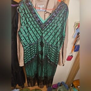 BABEYOND Dress Flapper Gatsby  Green W/ Black Sequins Fringe